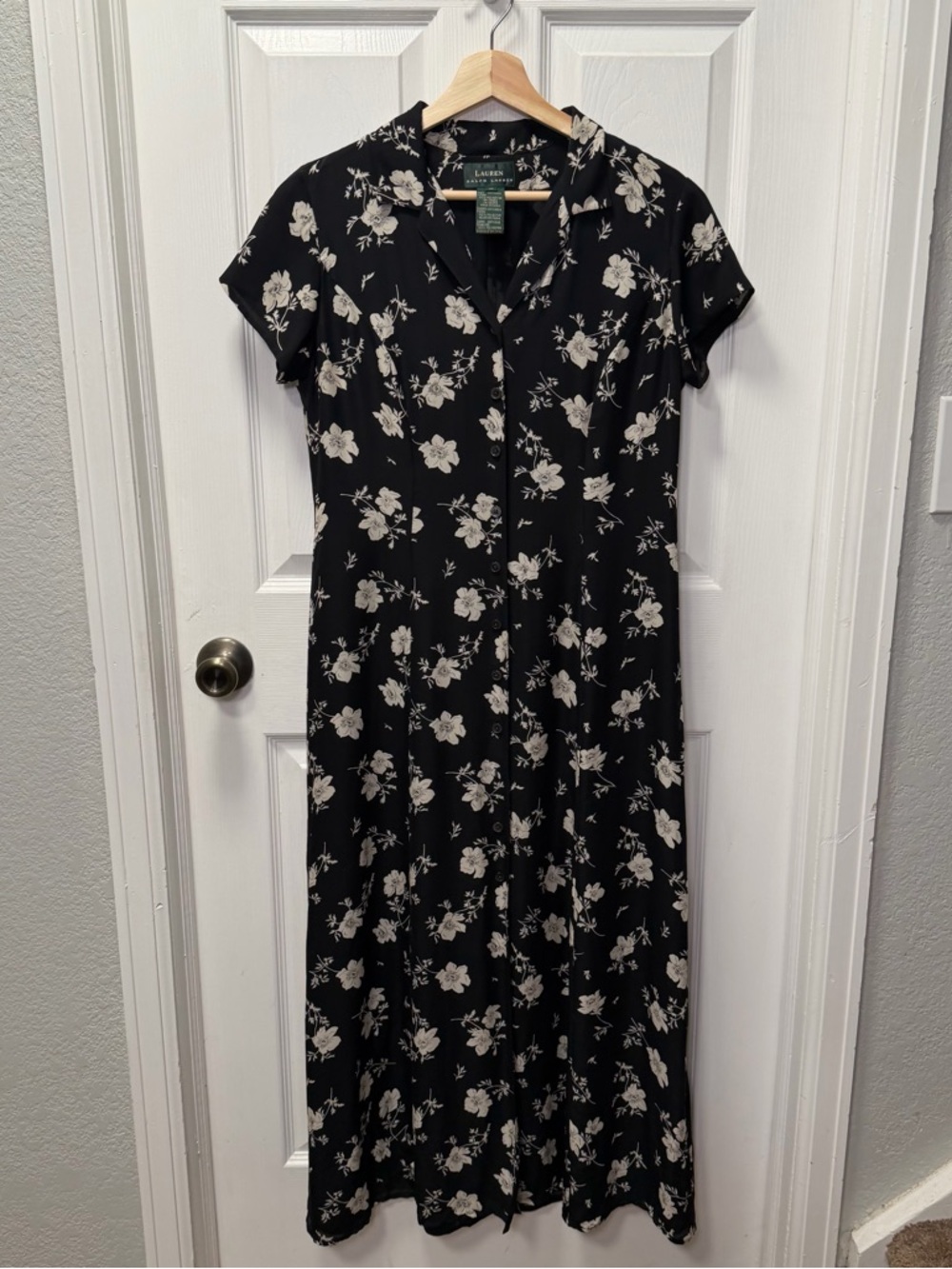 Lauren Ralph 100% Silk Black Floral Midi Dress Short Sleeve Button Front Y2K